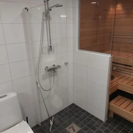 Kauppatie, Neljaelle Hengelle * Laihia