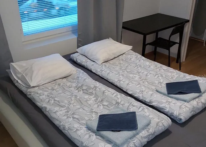 Kauppatie, Neljaelle Hengelle Lejlighed *